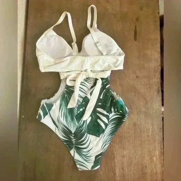 Women’s‎ botanical print monokini with tie waist. NWT. - Picture 2 of 7